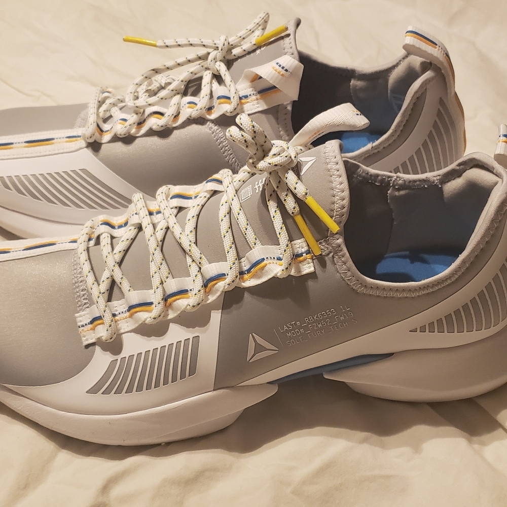 REEBOKS FURY TS